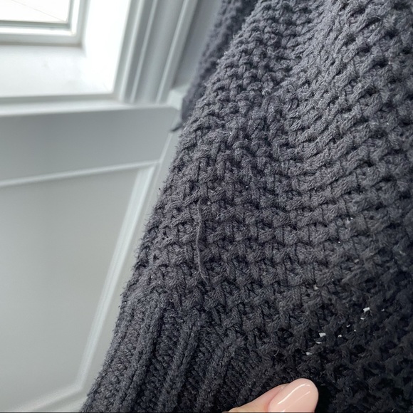 Bebe | Chunky Knit Sweater - Picture 3 of 5